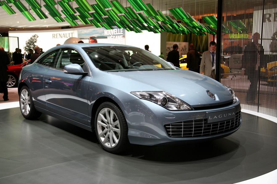  Renault Laguna Coupe 2008 года  (фото 17 из 53)